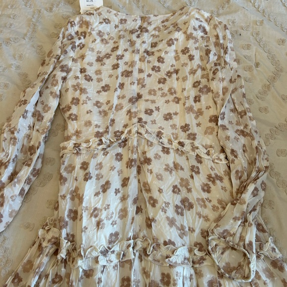 ALTARD STATE DRESS - Picture 3 of 4